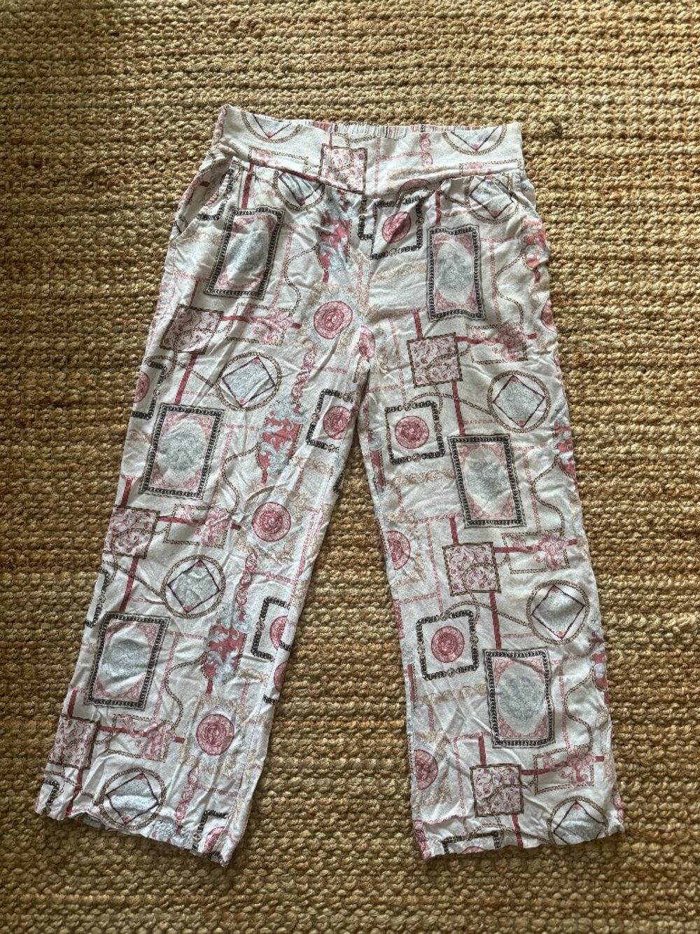 Patterned Pants from Guess - Size: M